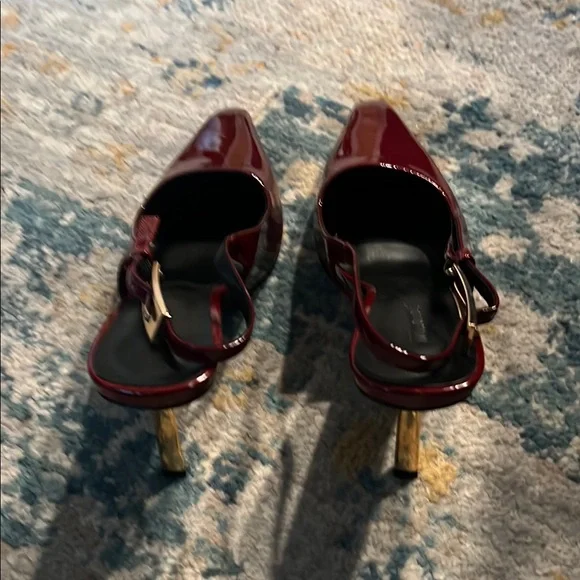 Sophisticated Red Pointed Toe Slingback Heels - Picture 2 of 6